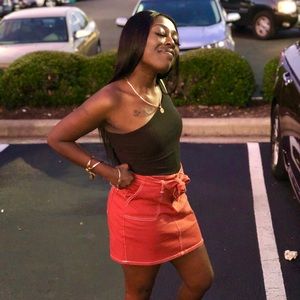 Meet your Posher, Jerilynn